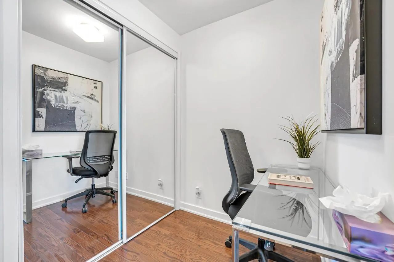 Cozy Unit Near Scotiabank Arena, Mtcc & Rogers Centre Vila Toronto Casa de Férias